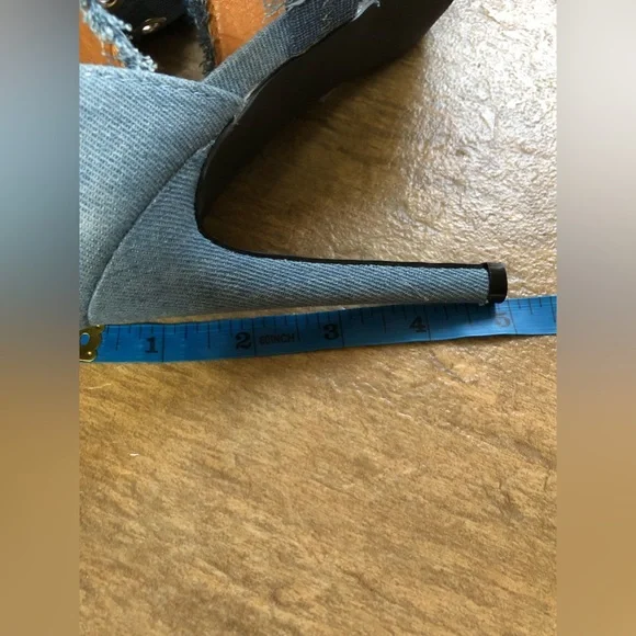 CAPE ROBBIN HIGH HEEL SANDALS SIZE: 8..5 - Picture 8 of 8